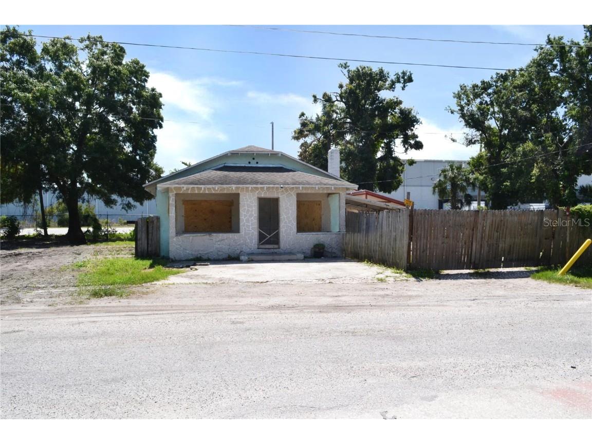 1917 N 60th Street Tampa FL 33619 TB8395465 image1