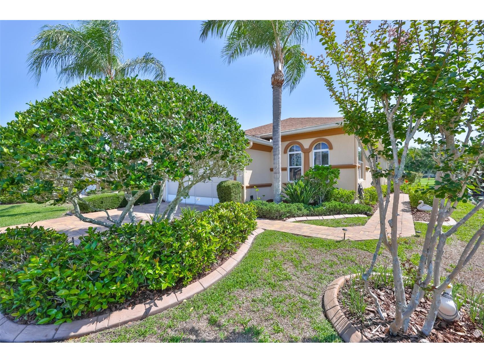 1917 Sterling Glen Court Sun City Center FL 33573 A4695860 image1