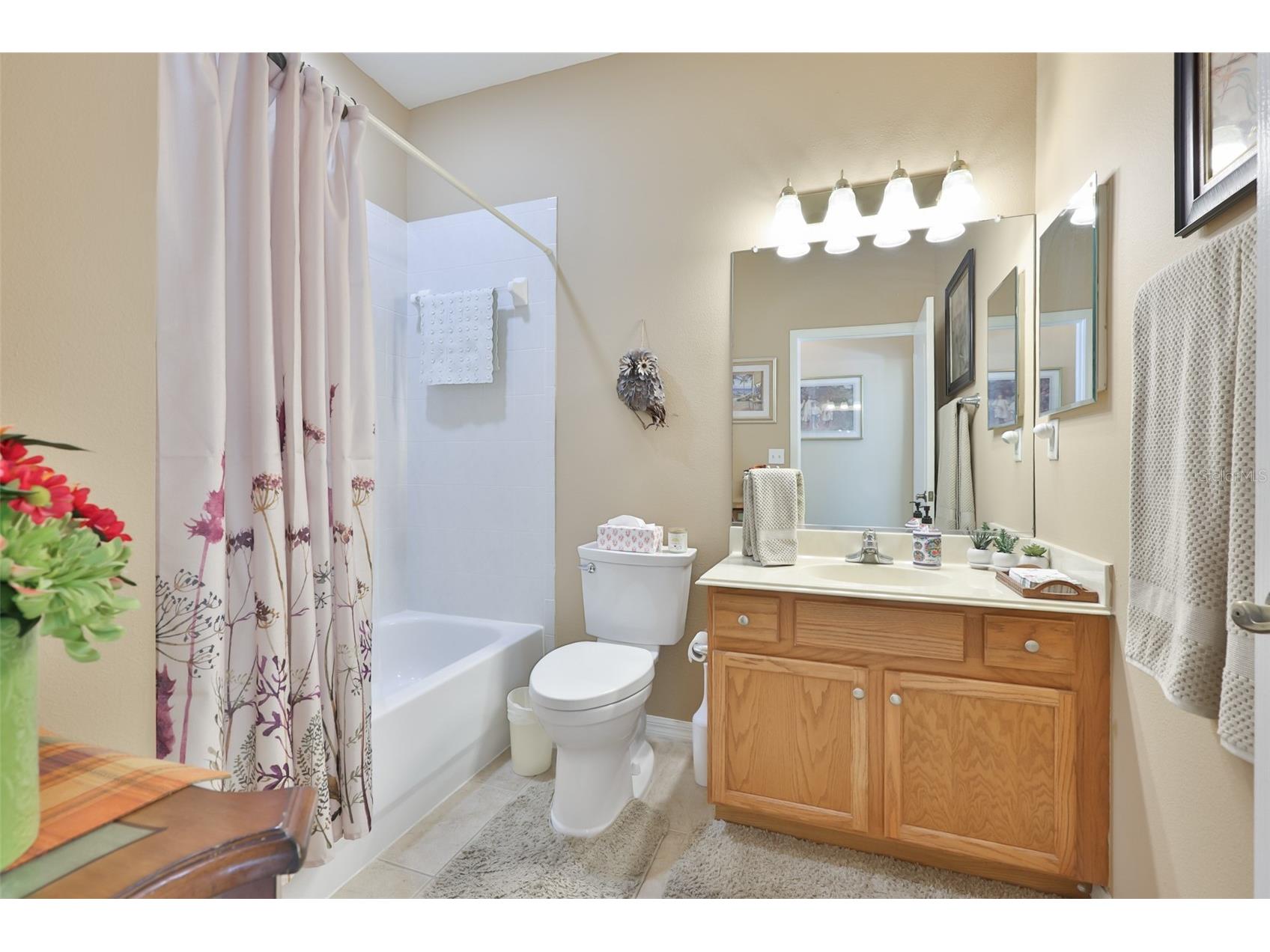 1917 Sterling Glen Court Sun City Center FL 33573 A4695860 image11