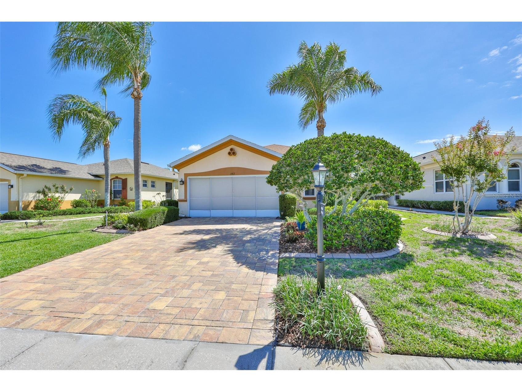 1917 Sterling Glen Court Sun City Center FL 33573 A4695860 image4