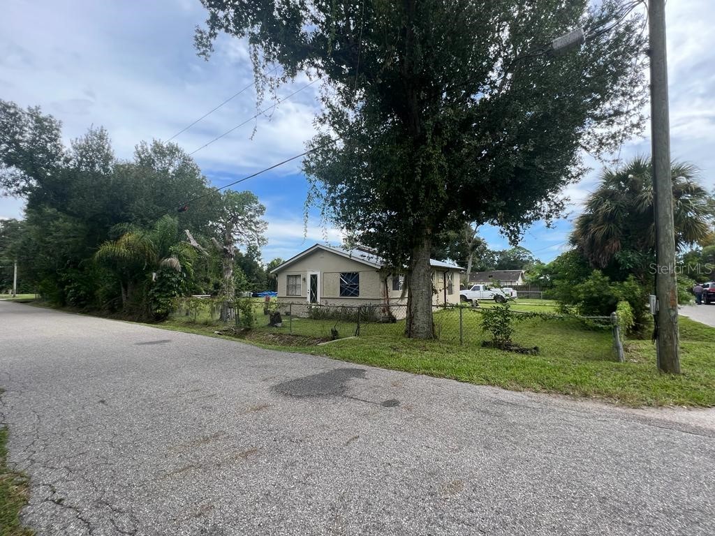 1918 36th Avenue E Bradenton FL 34208 A4582192 image1