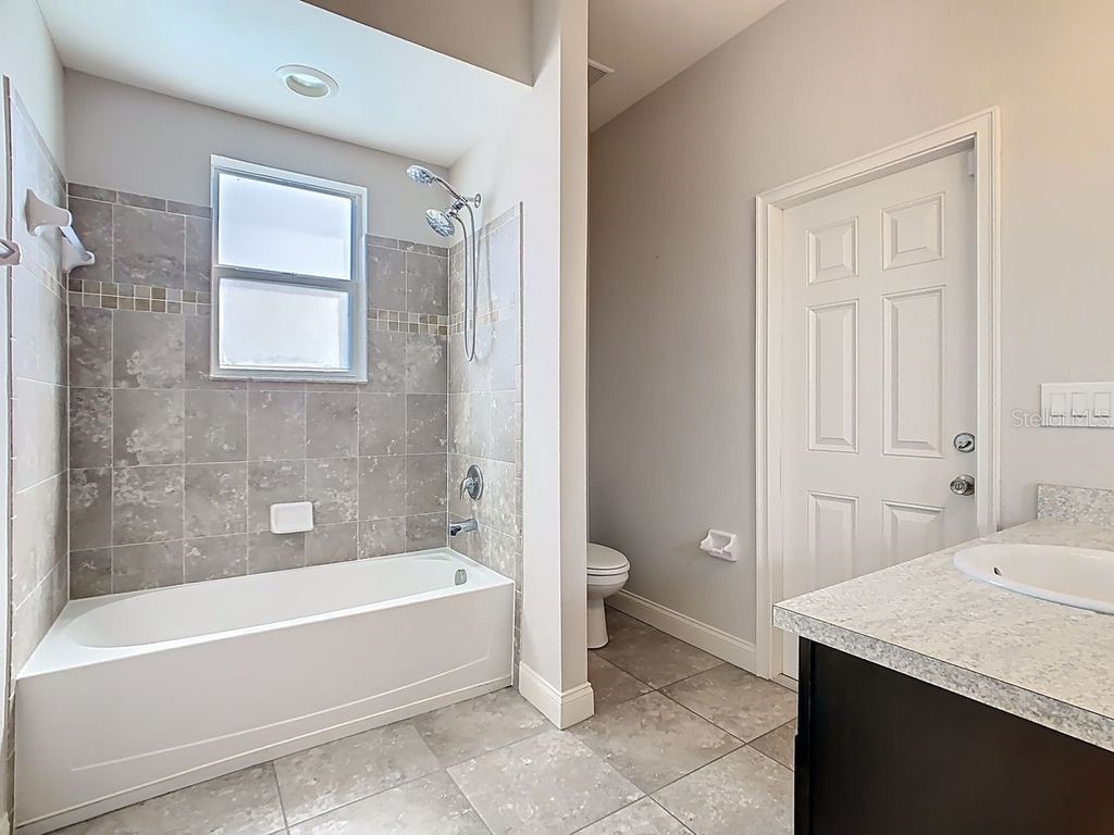 1918 Berry Road Plant City FL 33567 TB8479356 image36