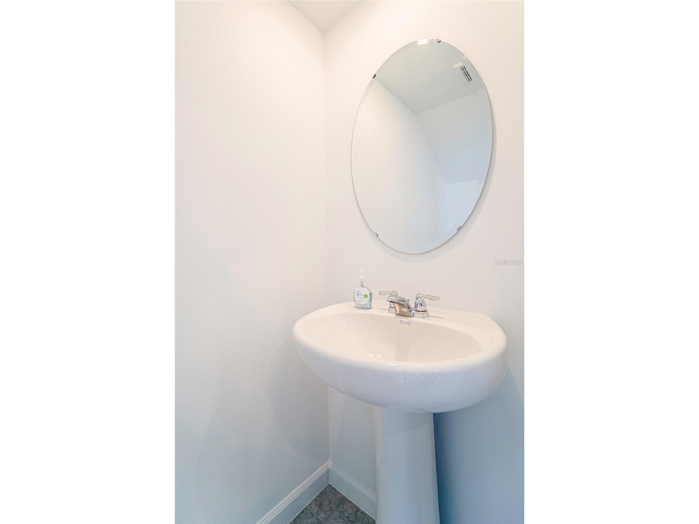 1918 Bluewater Rockledge FL 32955 TB8517046 image7