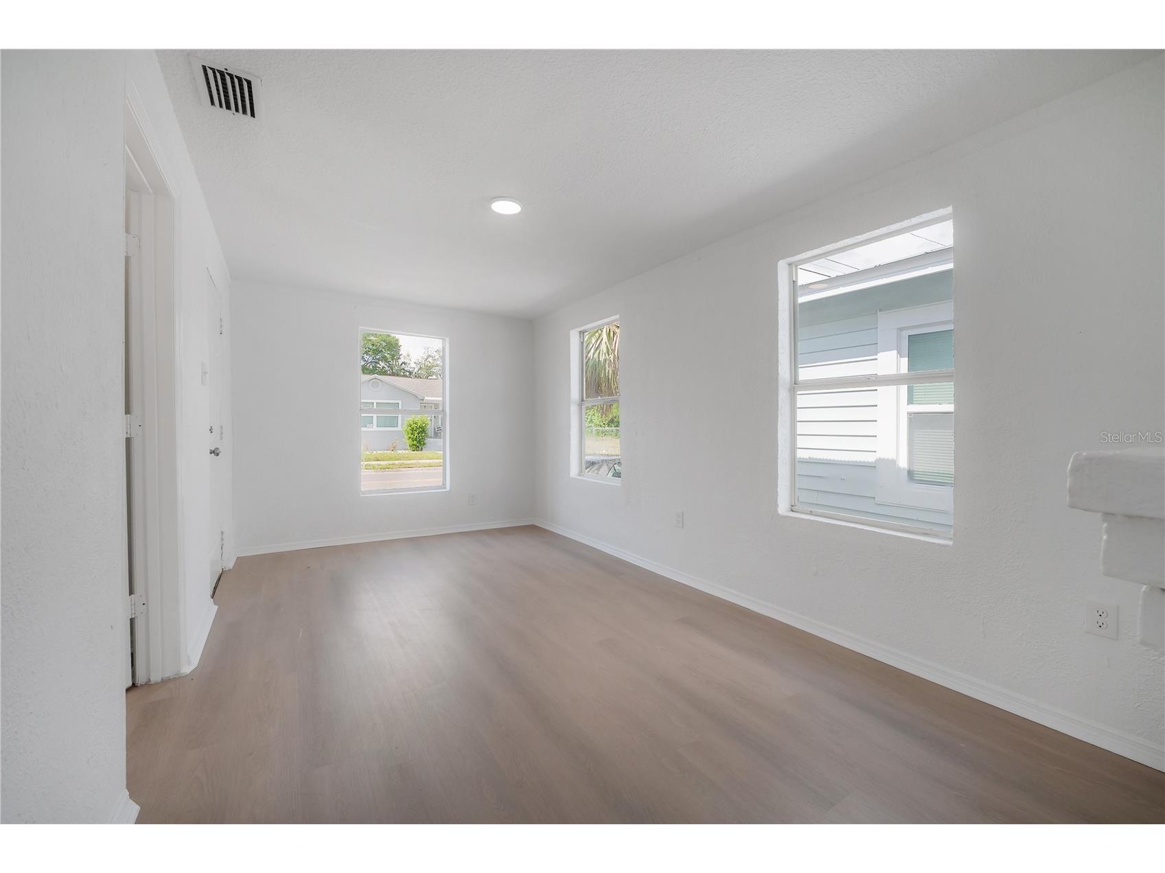 1918 E 21st Avenue Tampa FL 33605 TB8527578 image9