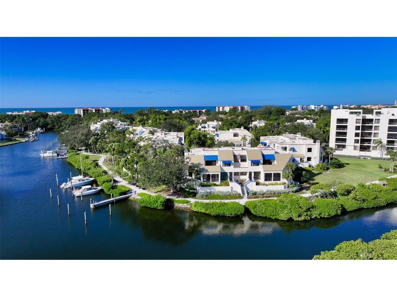 1918 Harbourside Drive #901 Longboat Key FL 34228 - SARASOTA BAY A4588451 image1