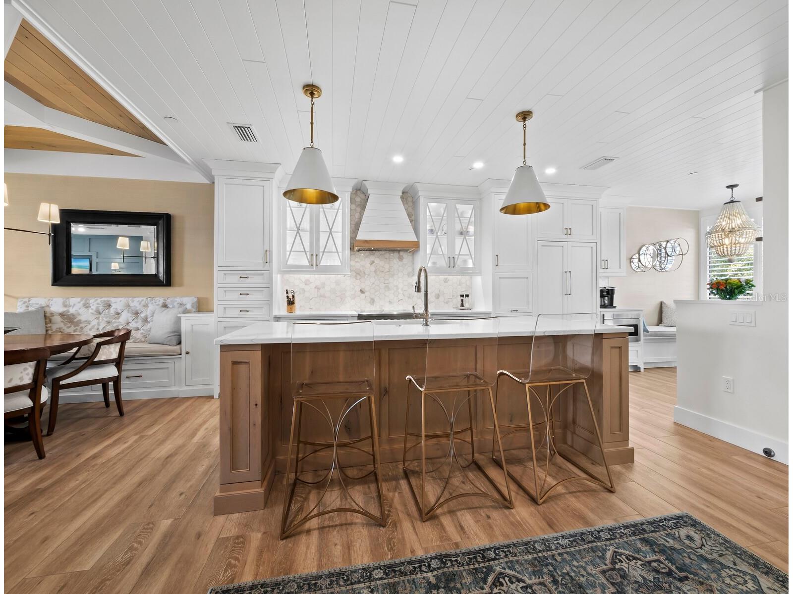 1918 Harbourside Drive #902 Longboat Key FL 34228 - SARASOTA BAY AND ICW A4680710 image4