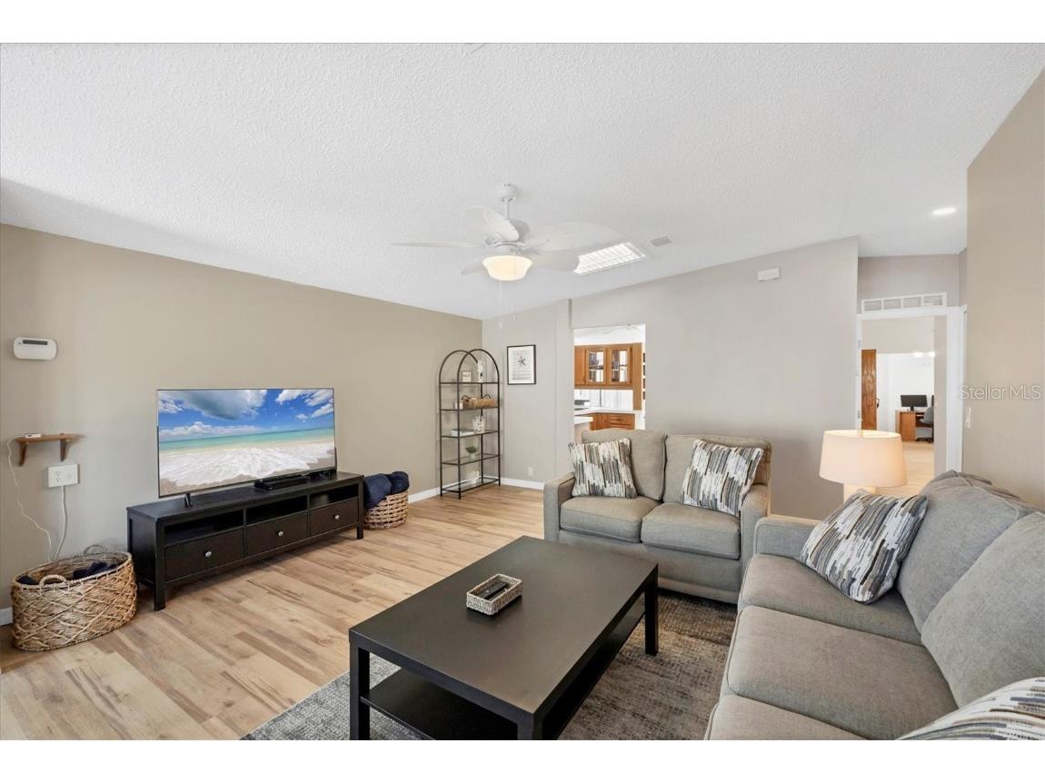 1918 Indiana Avenue Bradenton FL 34207 - SARASOTA BAY A4669315 image5