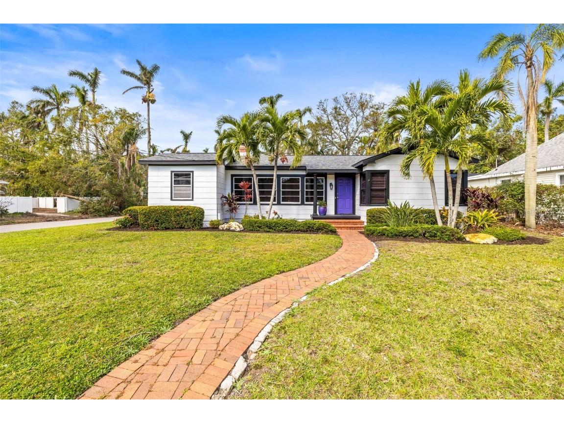 1918 Virginia Drive Bradenton FL 34205 TB8334154 image1