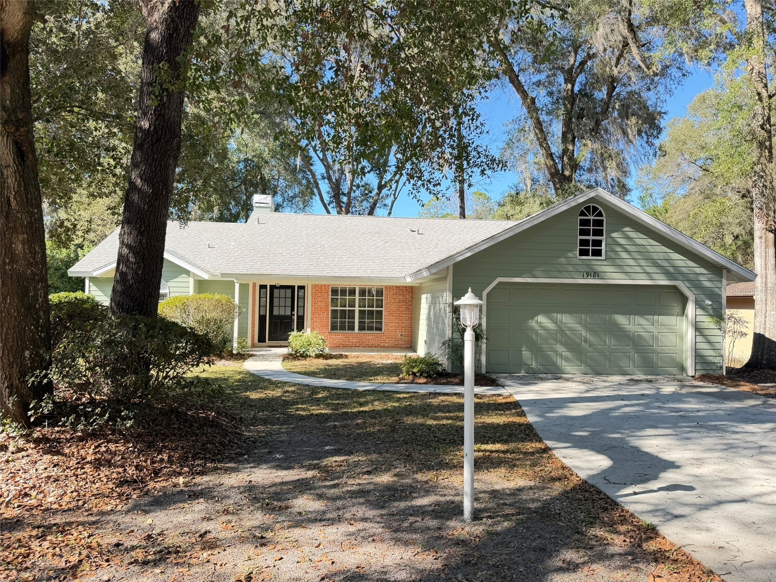 19181 SW 90th Lane Road Dunnellon FL 34432 - RAINBOW RIVER OM714985 image1