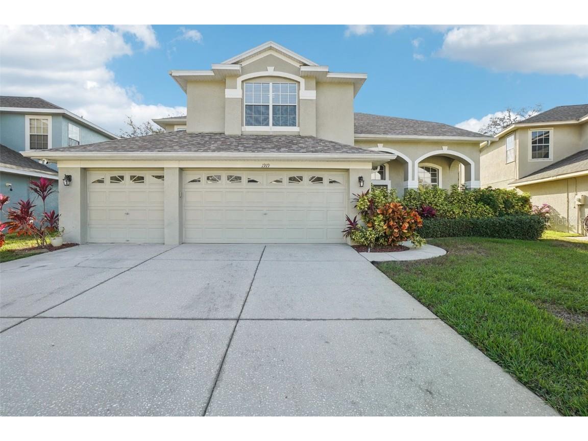 1919 Blue River Road Holiday FL 34691 TB8339667 image1