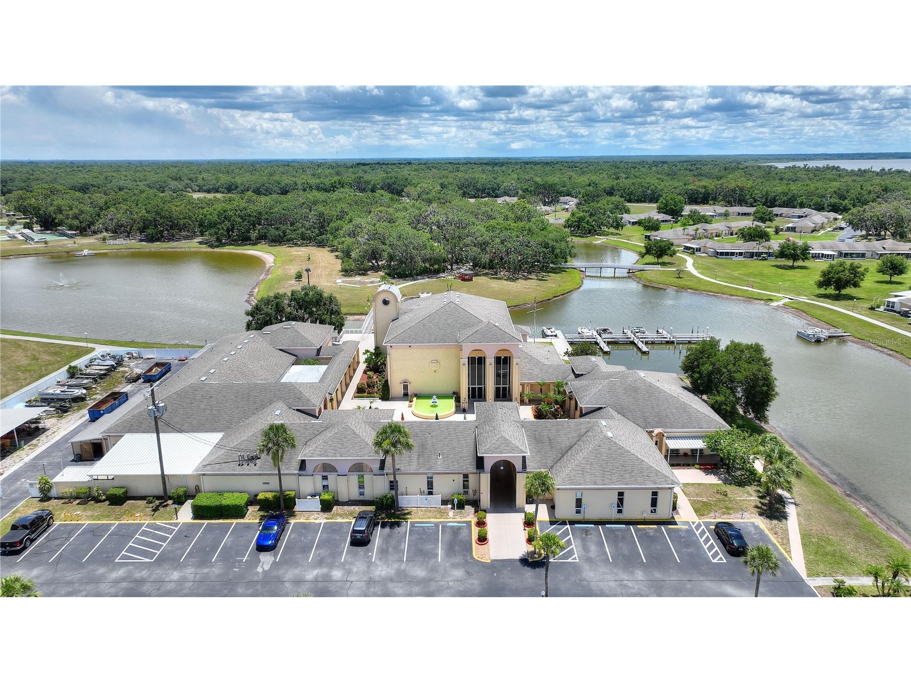 1919 Club Circle Lake Wales FL 33854 - LAKE WALK IN WATER P4938127 image52