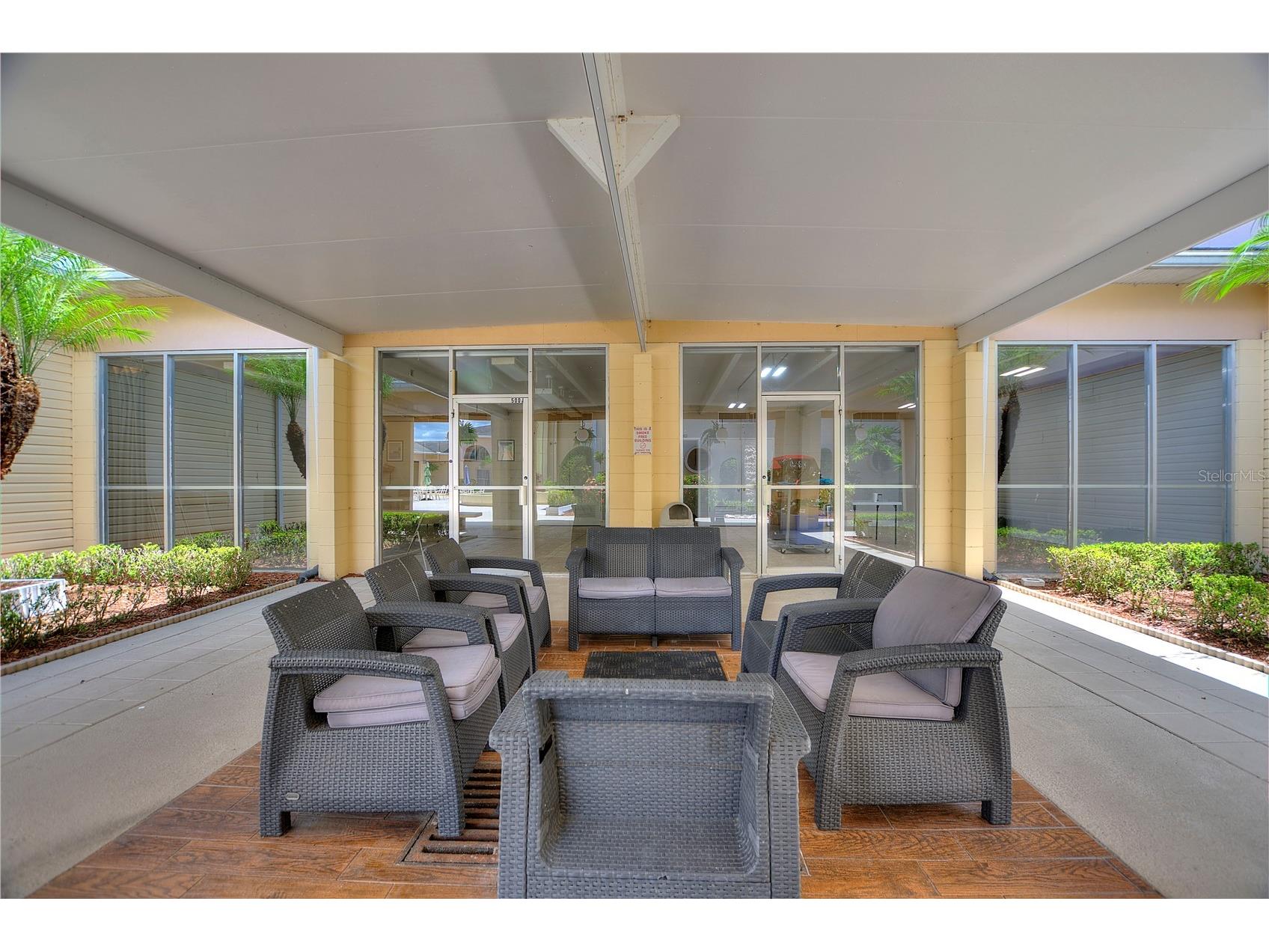 1919 Club Circle Lake Wales FL 33854 - LAKE WALK IN WATER P4938127 image58