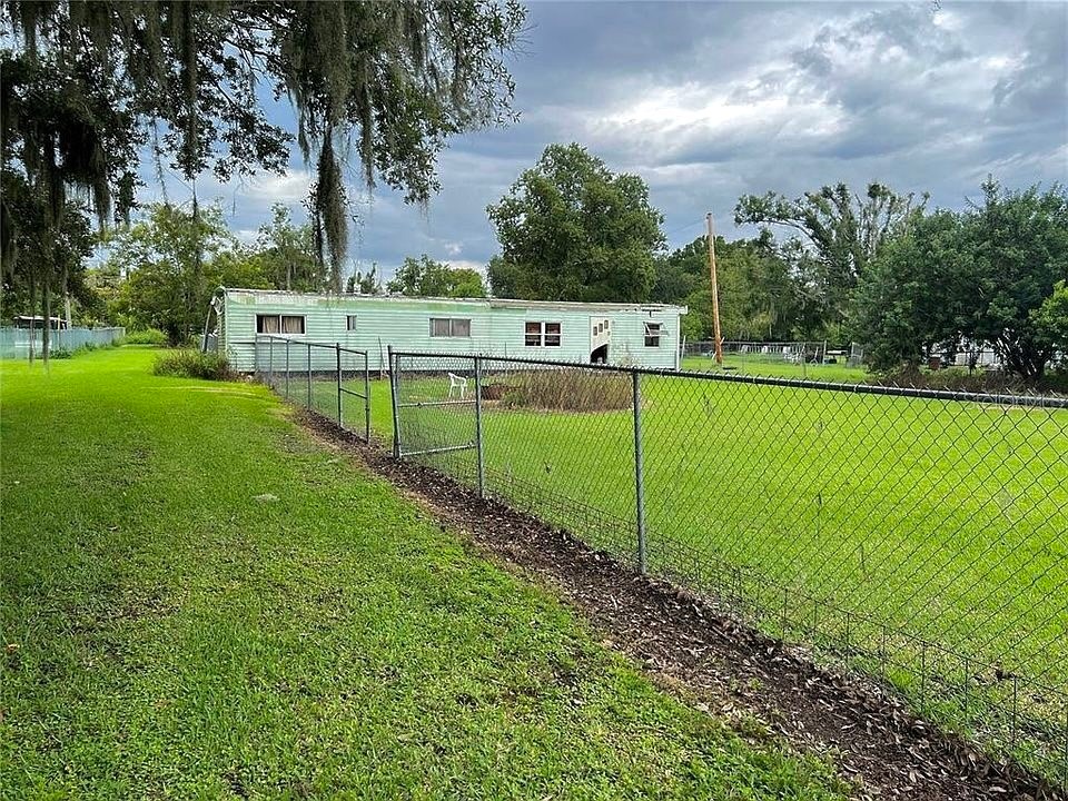 1919 Dawn Heights Drive Lakeland FL 33801 TB8378372 image1