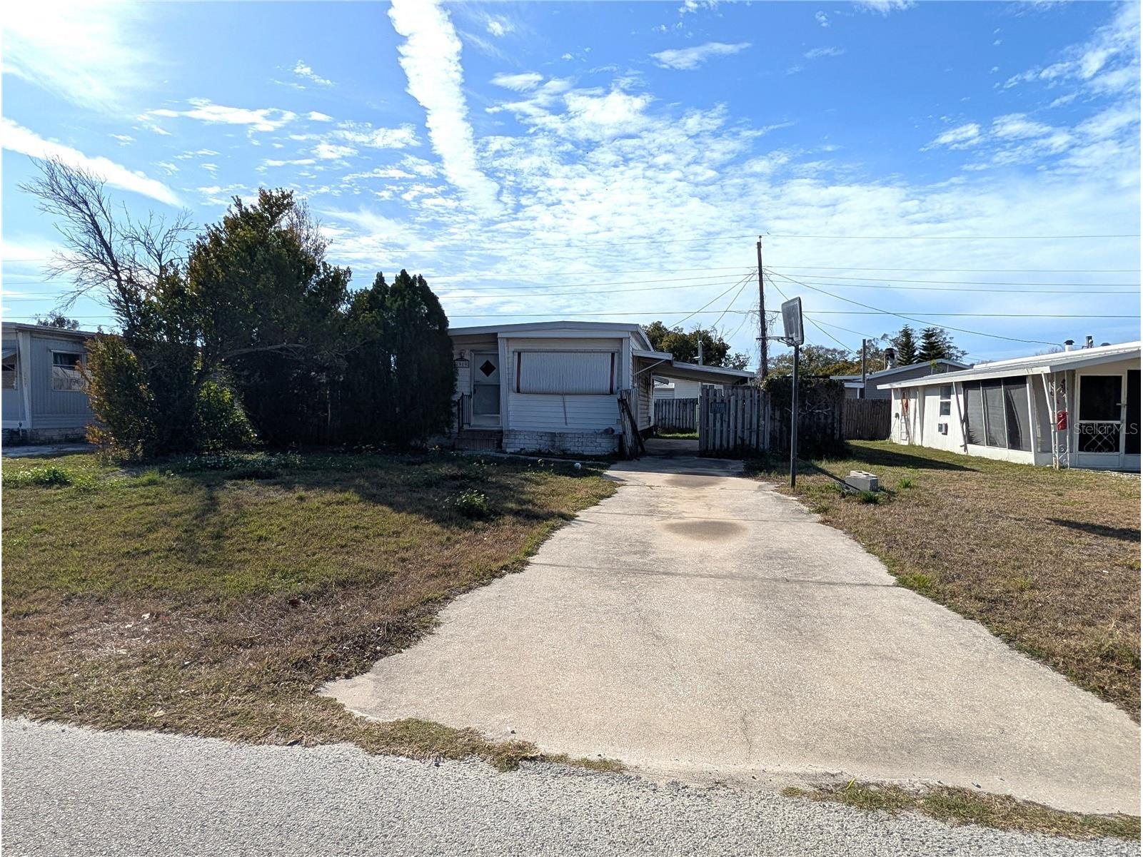 1919 Dixie Lane Holiday FL 34690 W7882319 image1
