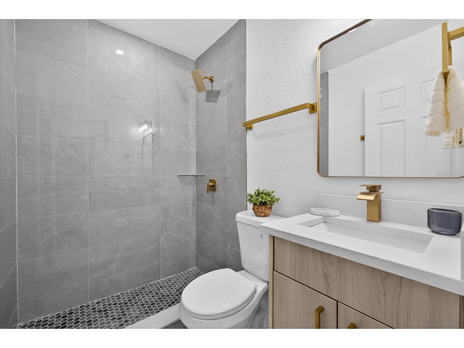 1919 E Clifton Street Tampa FL 33610 TB8514368 image19