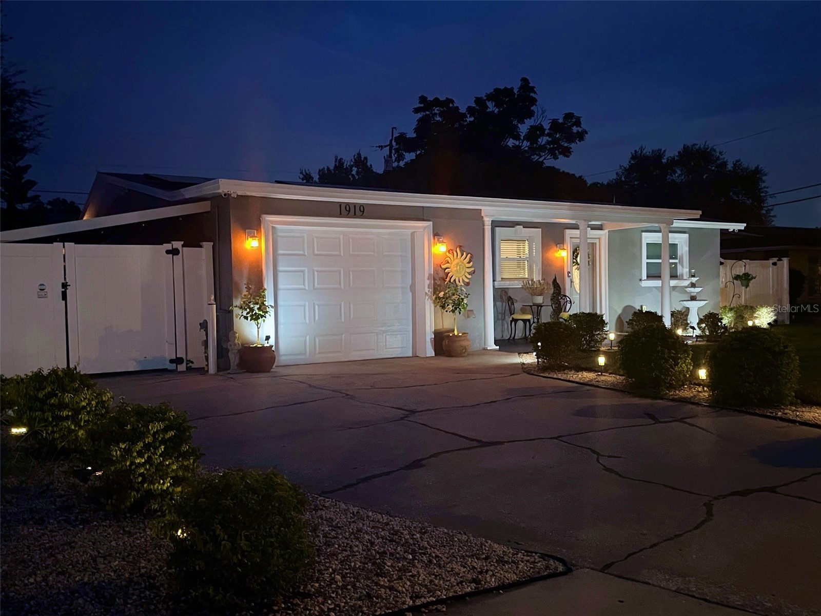 1919 Kings Highway Clearwater FL 33755 TB8427554 image1