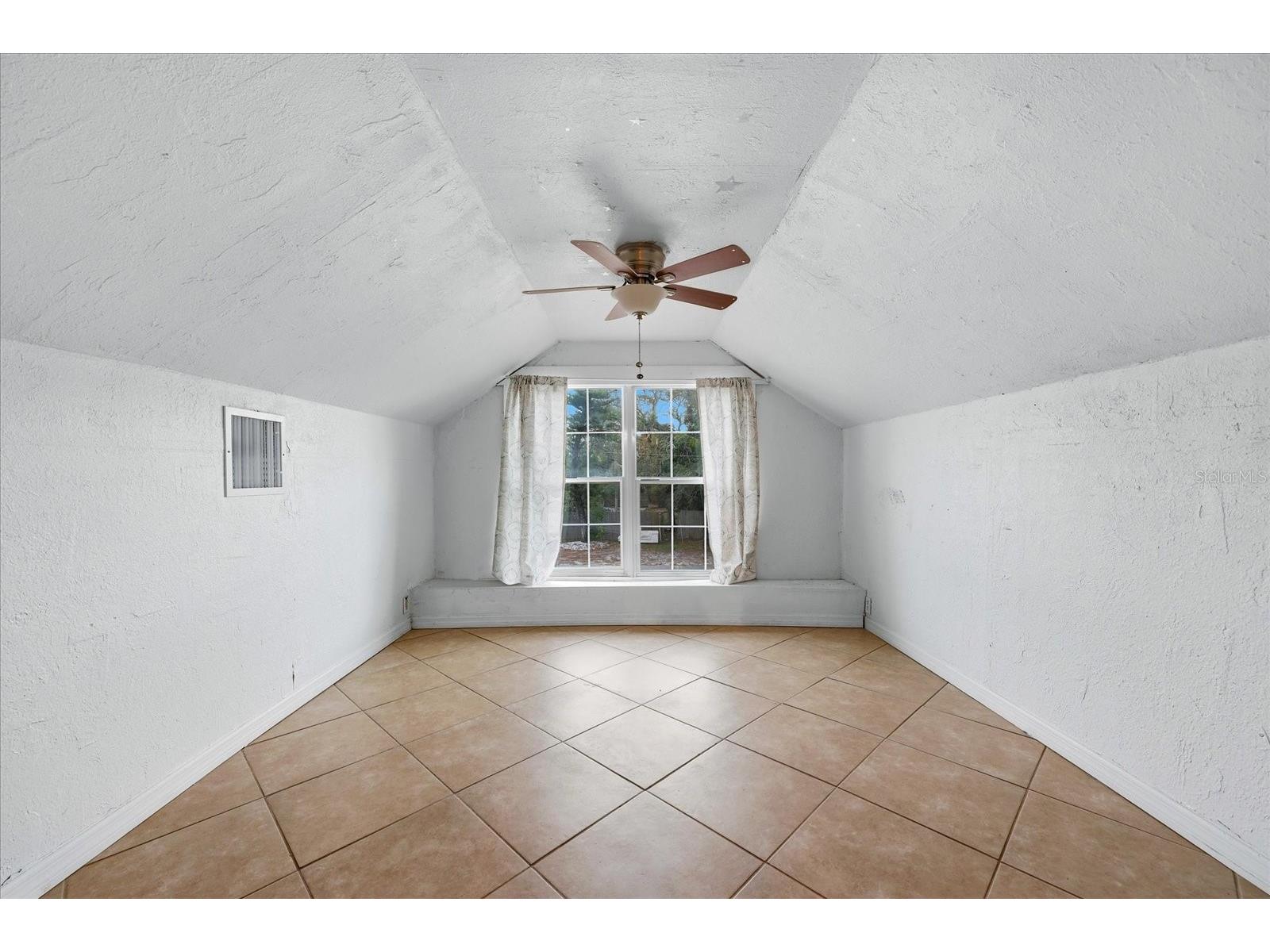 1919 Quincy Street S Saint Petersburg FL 33711 TB8481442 image18