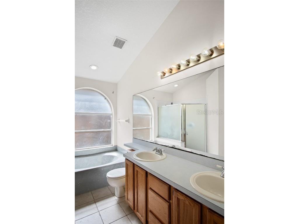 1919 River Park Boulevard Orlando FL 32817 O6309437 image18