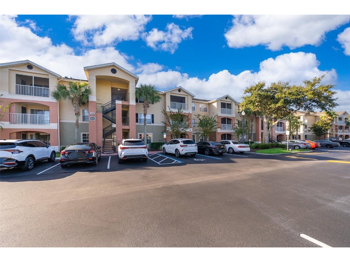 1919 Summer Club Drive #211 Oviedo FL 32765 O6253953 image1