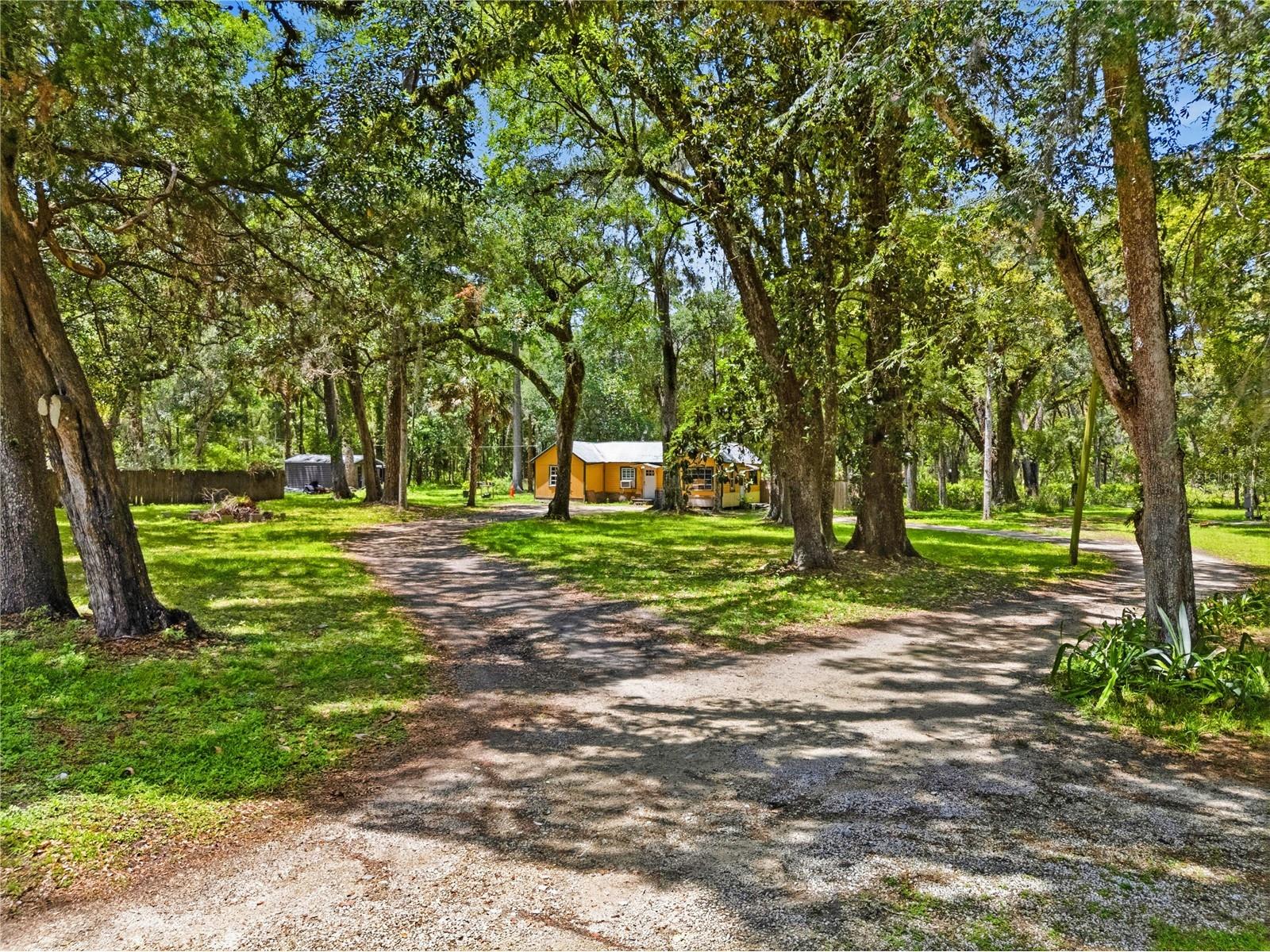 19199 Fort Dade Avenue Brooksville FL 34601 W7886083 image2