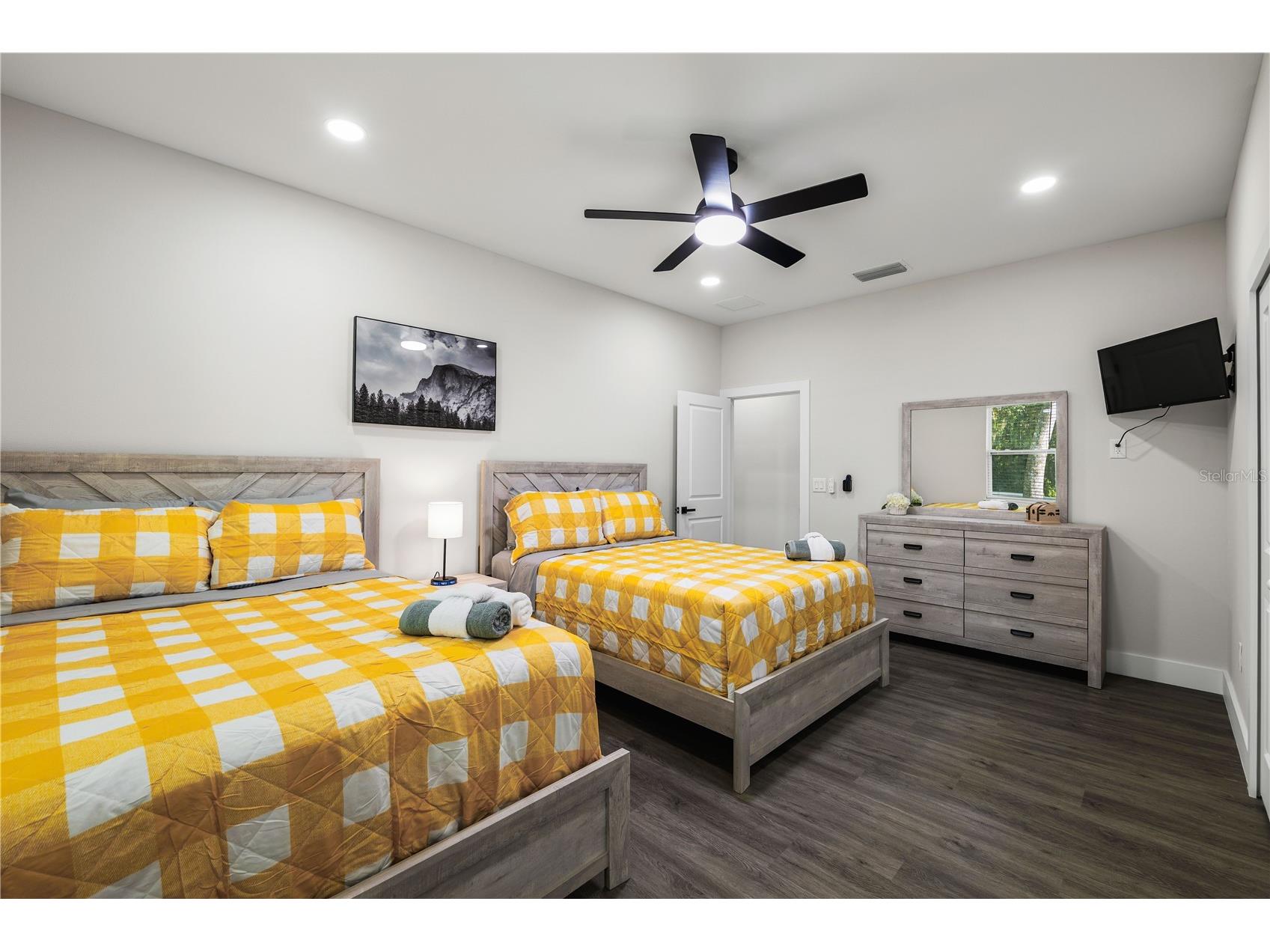 192-194 S Lemon Avenue Brooksville FL 34601 TB8501759 image12