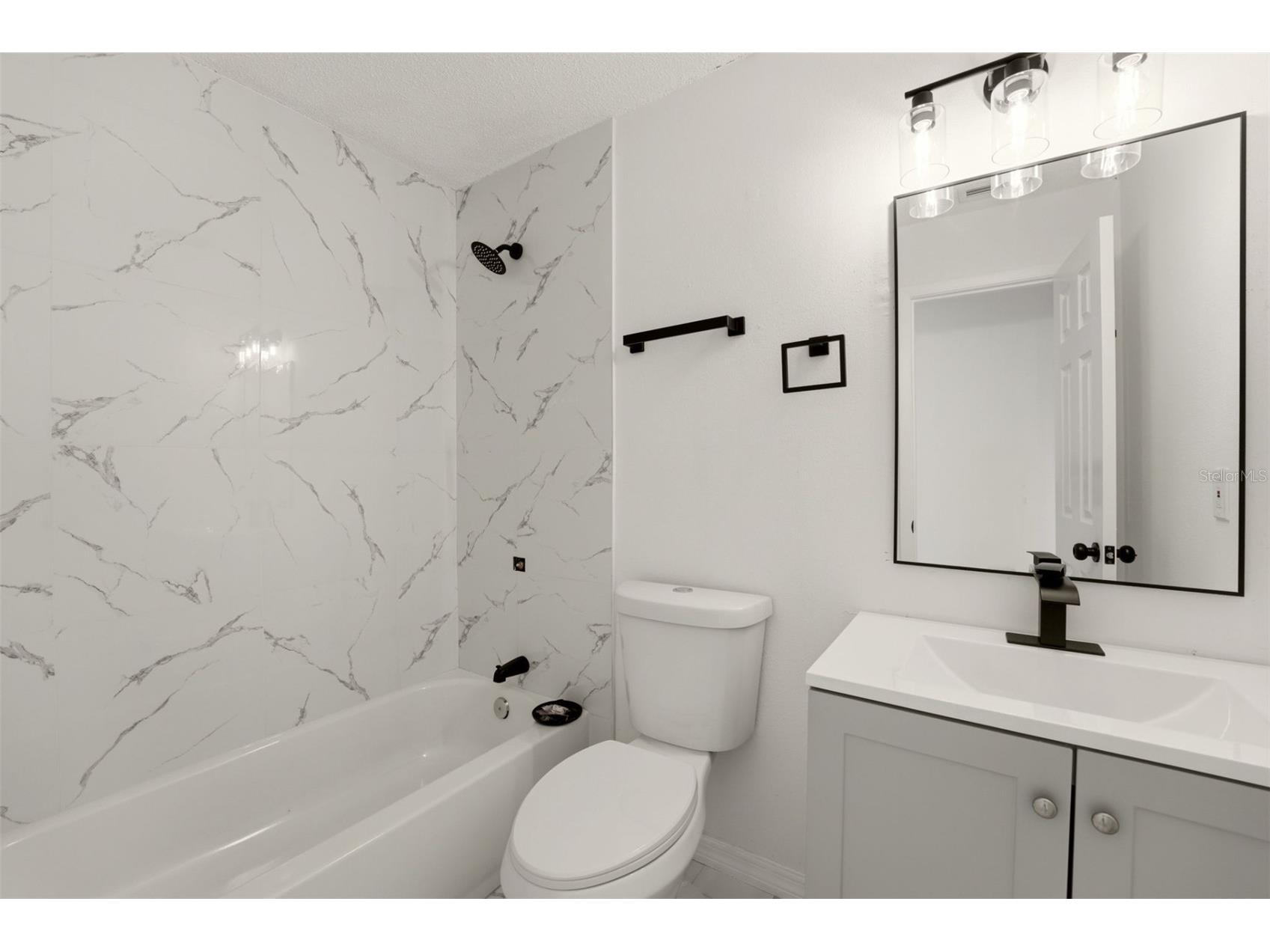 192 Annapolis Lane Rotonda West FL 33947 A4700869 image10