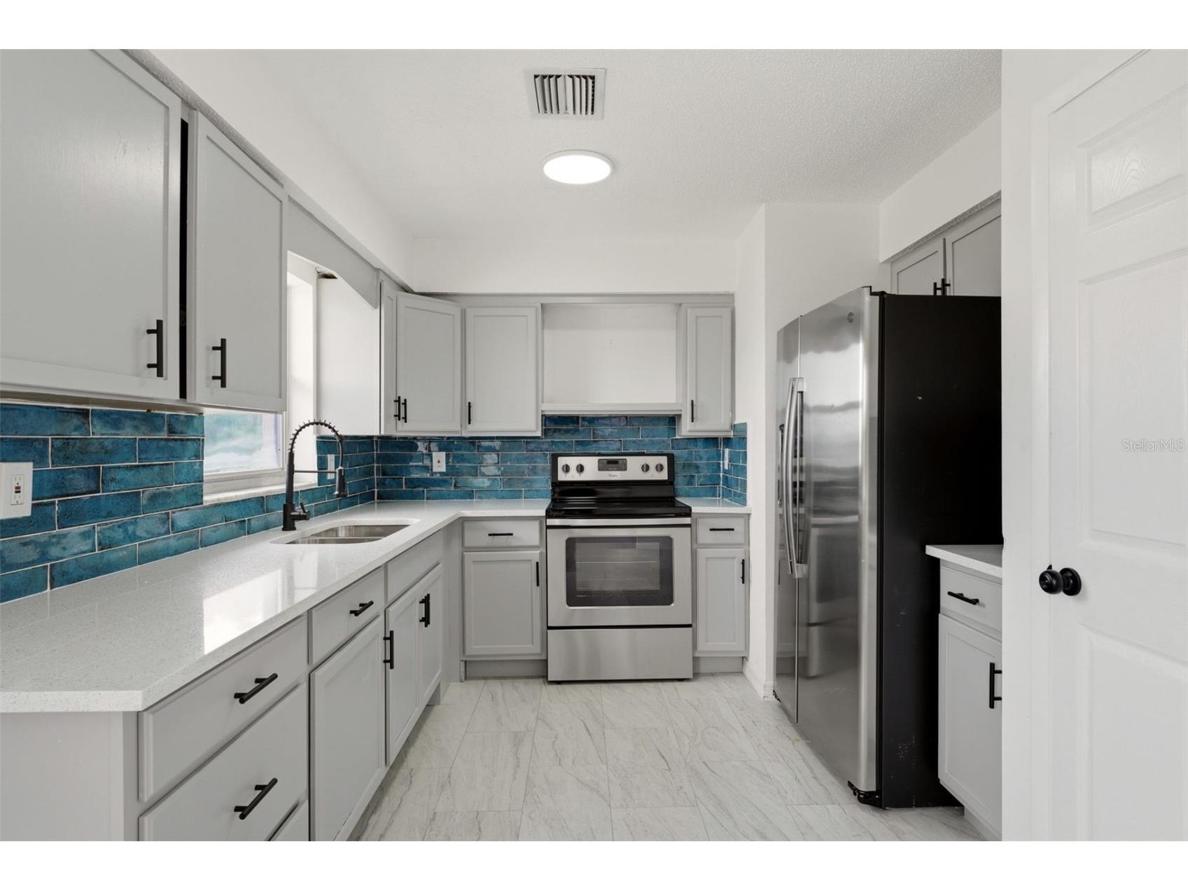 192 Annapolis Lane Rotonda West FL 33947 A4700869 image7