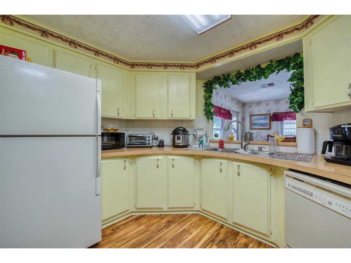 192 Blue Marlin Drive Oldsmar FL 34677 TB8427755 image13