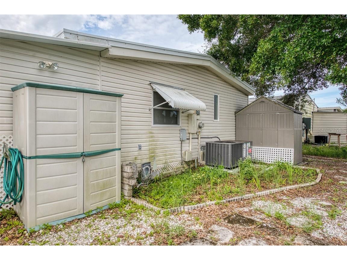 192 Blue Marlin Drive Oldsmar FL 34677 TB8427755 image28