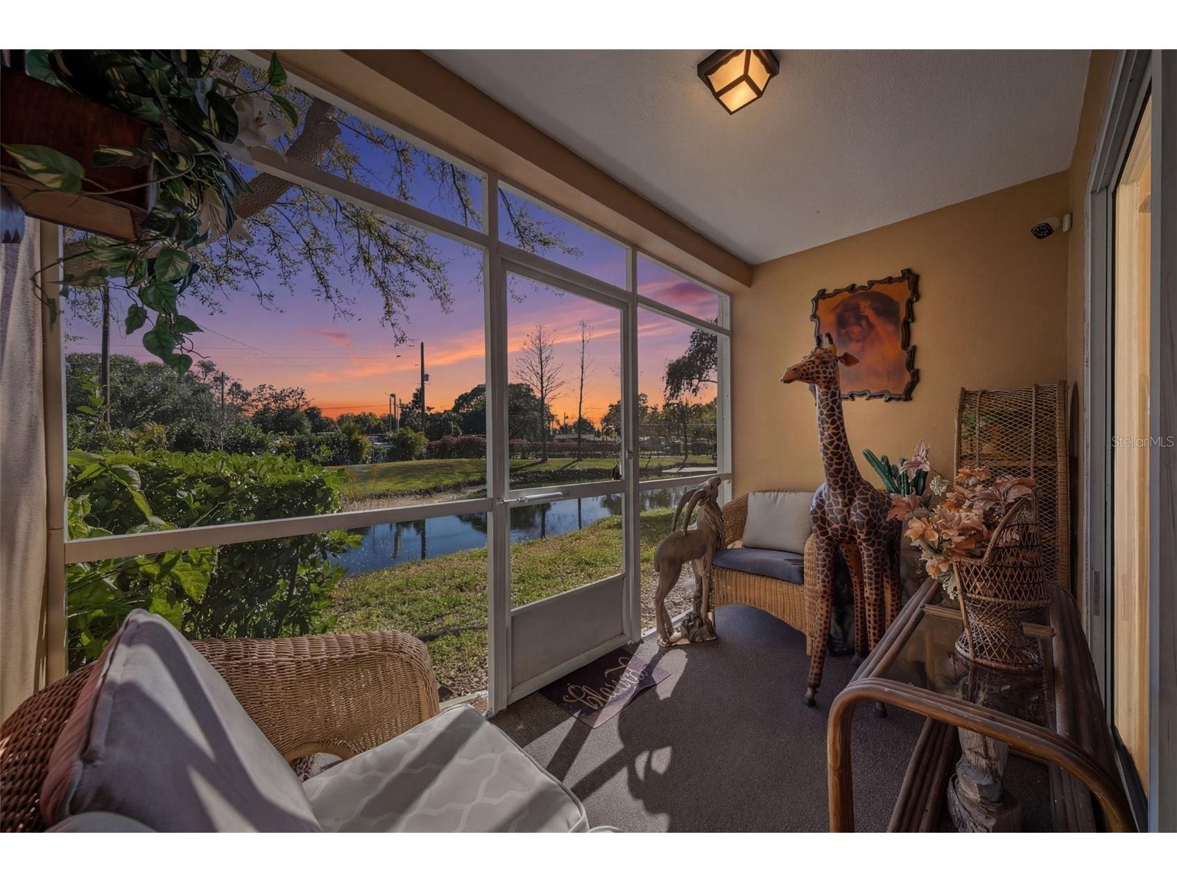 192 Coquina Bay Drive Saint Petersburg FL 33705 TB8485777 image32