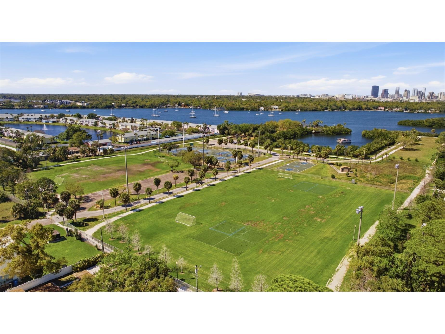 192 Coquina Bay Drive Saint Petersburg FL 33705 TB8485777 image53