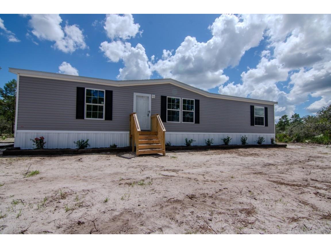 192 Freedom Drive Frostproof FL 33843 A4665936 image1