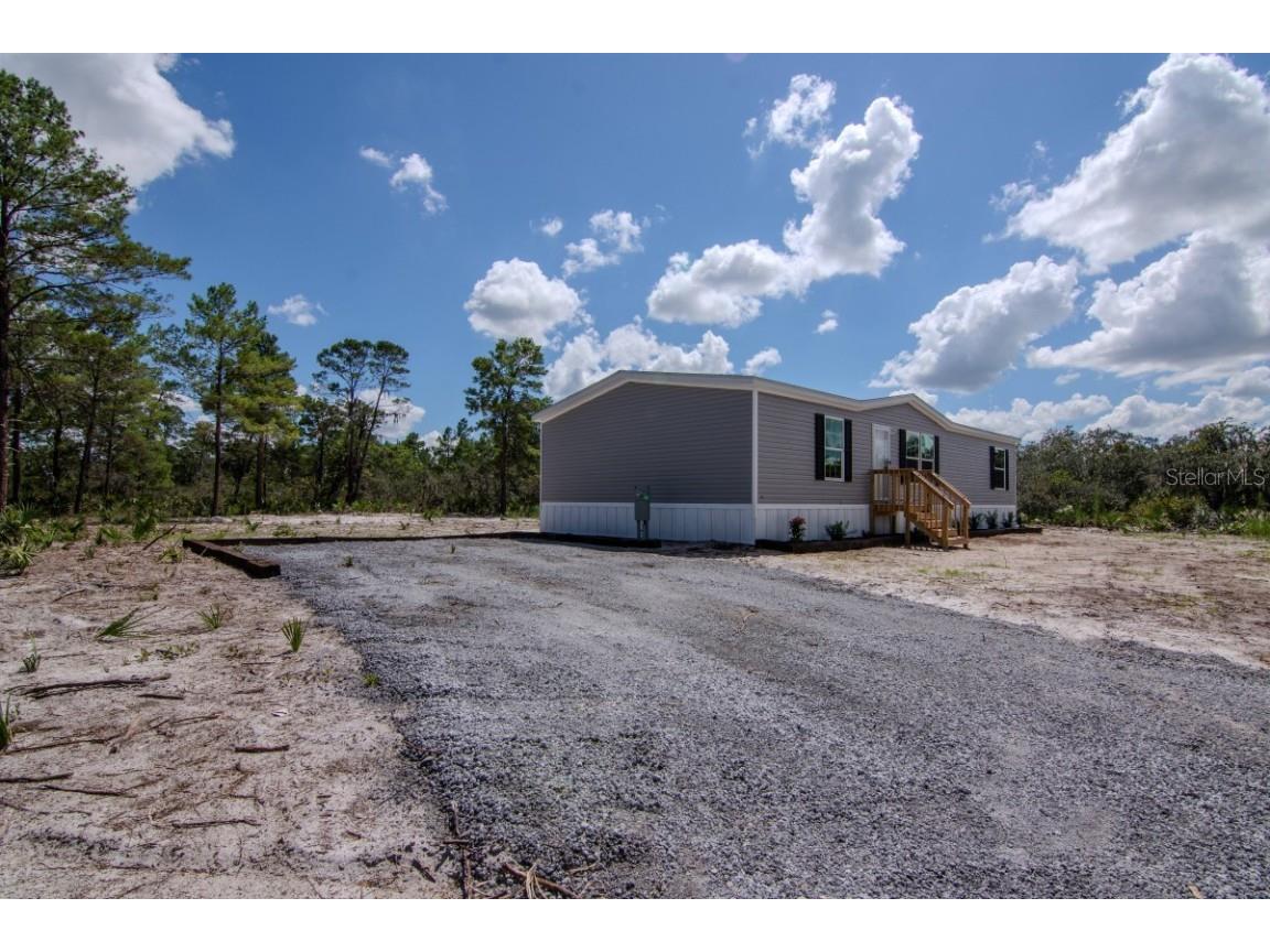 192 Freedom Drive Frostproof FL 33843 A4665936 image4