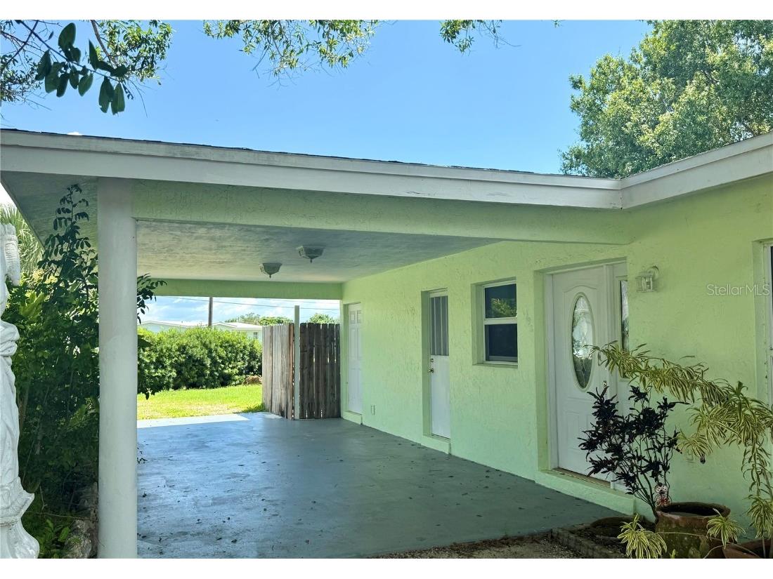 192 Godfrey Avenue NE Port Charlotte FL 33952 C7514825 image1