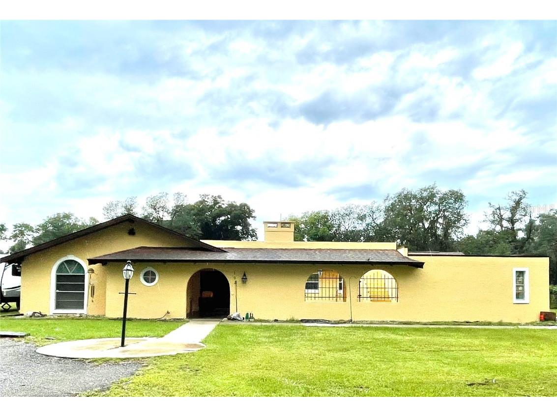 192 Mills Road Deland FL 32724 V4938048 image1