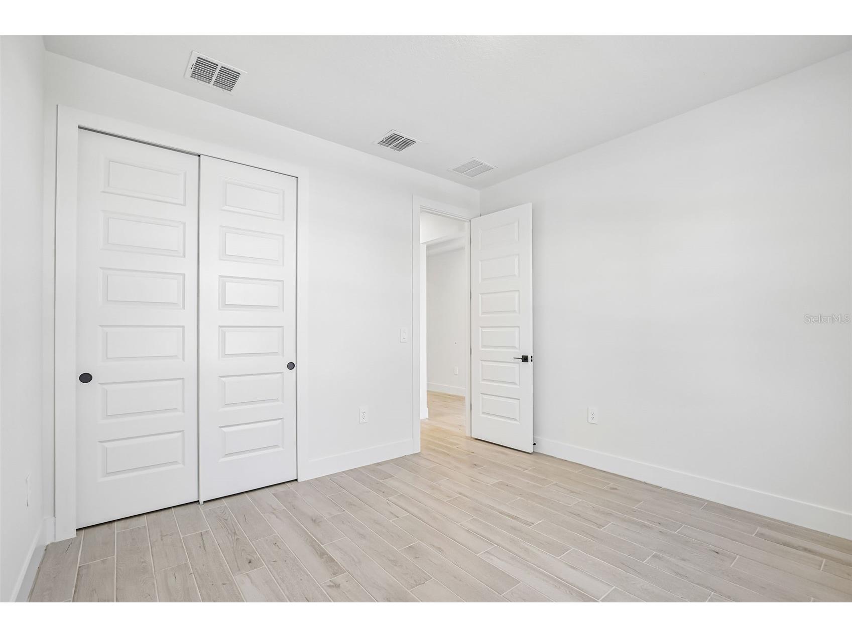 192 Shady Edge Loop Nokomis FL 34275 TB8497876 image17