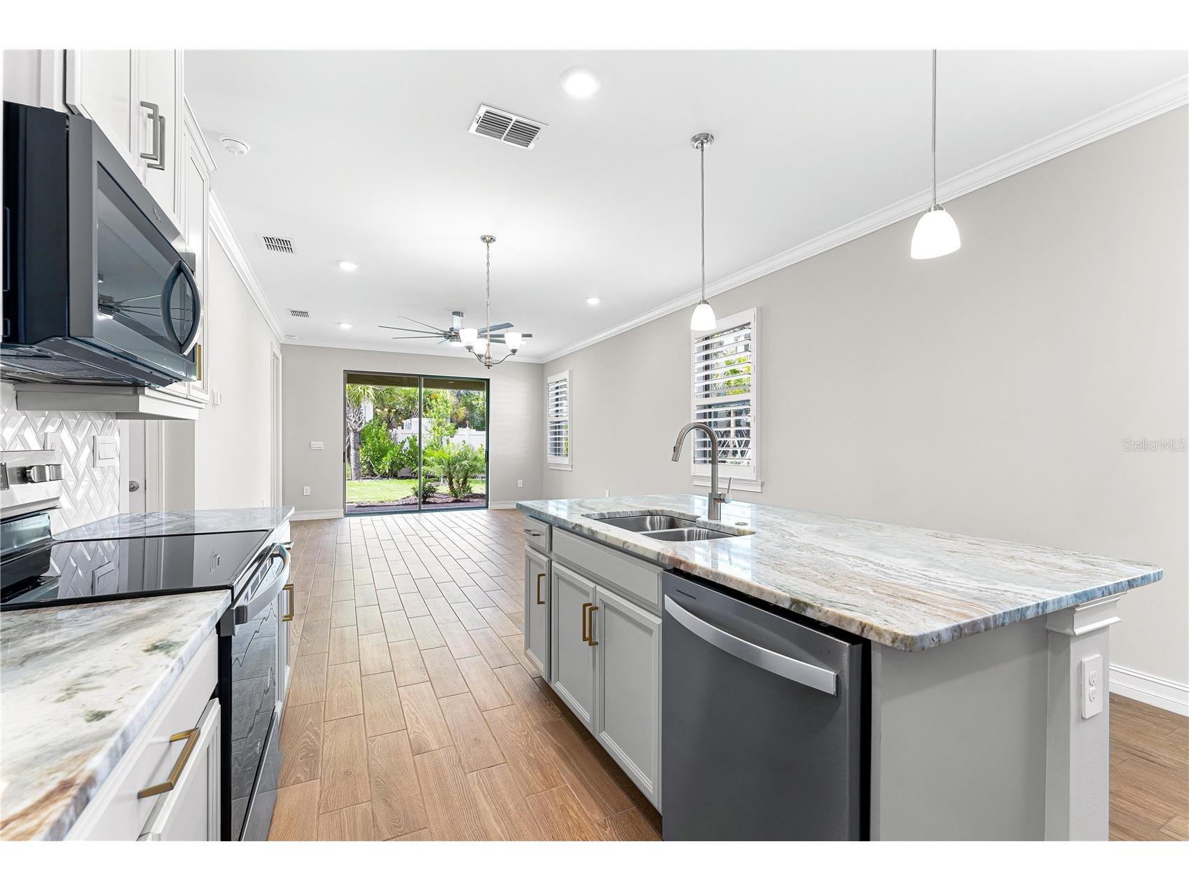 192 Soliera Street Nokomis FL 34275 A4685747 image13