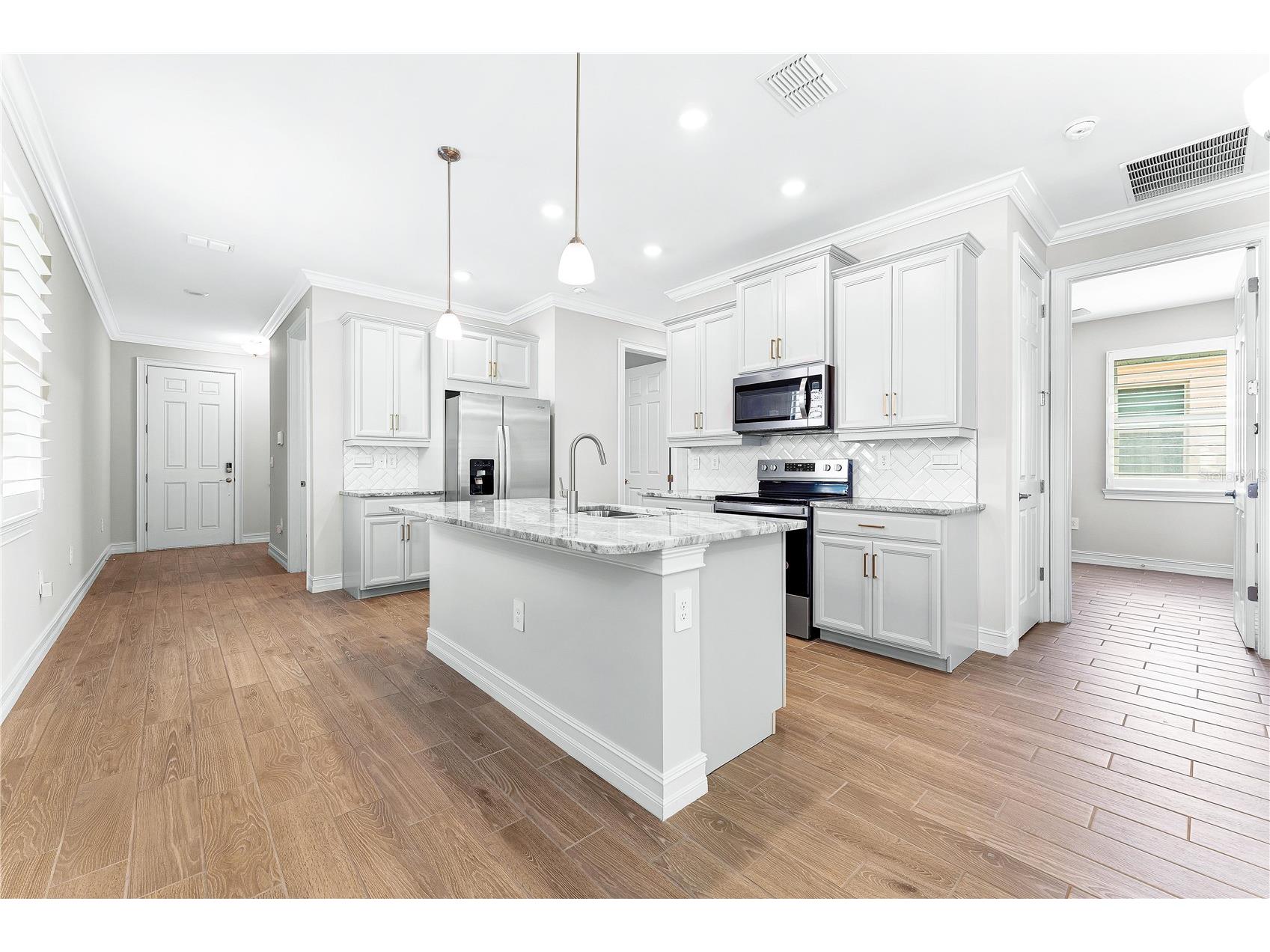 192 Soliera Street Nokomis FL 34275 A4685747 image3