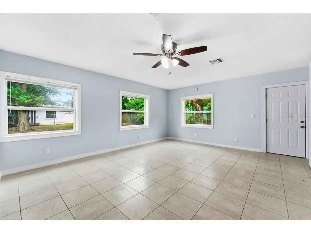 1920 64th Avenue N Saint Petersburg FL 33702 TB8522741 image13