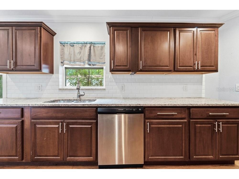 1920 64th Avenue N Saint Petersburg FL 33702 TB8522741 image8