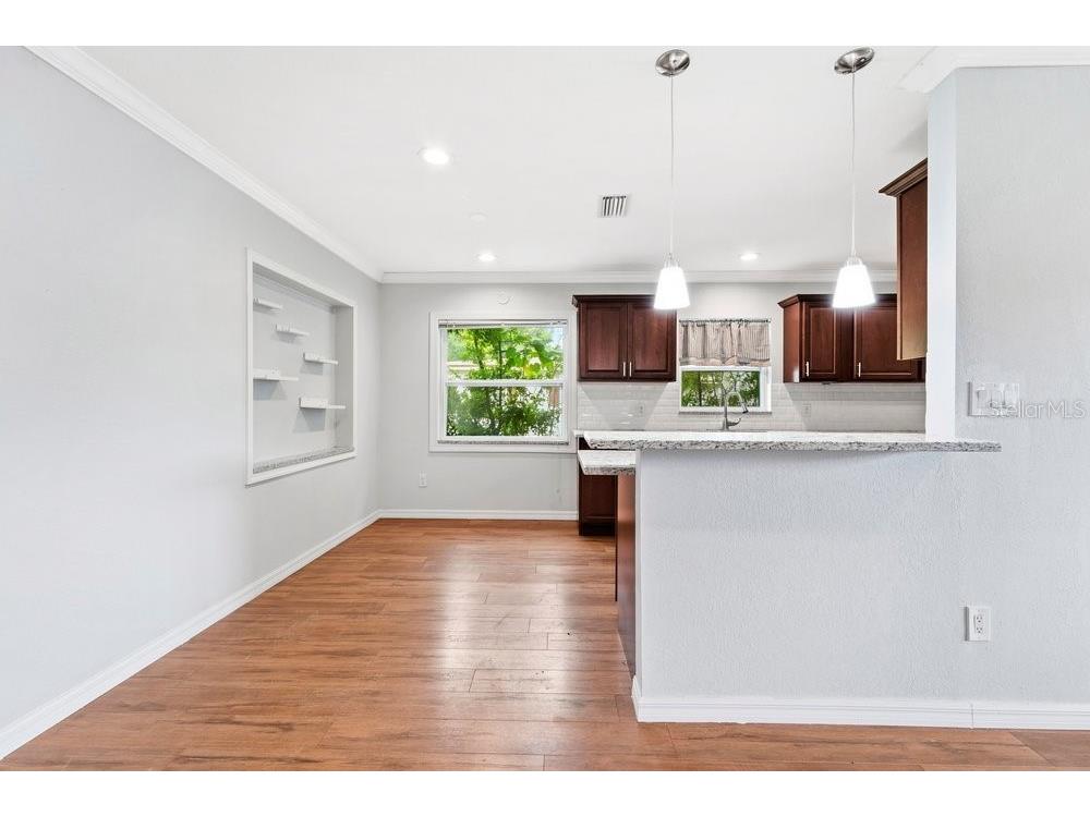1920 64th Avenue N Saint Petersburg FL 33702 TB8522741 image9