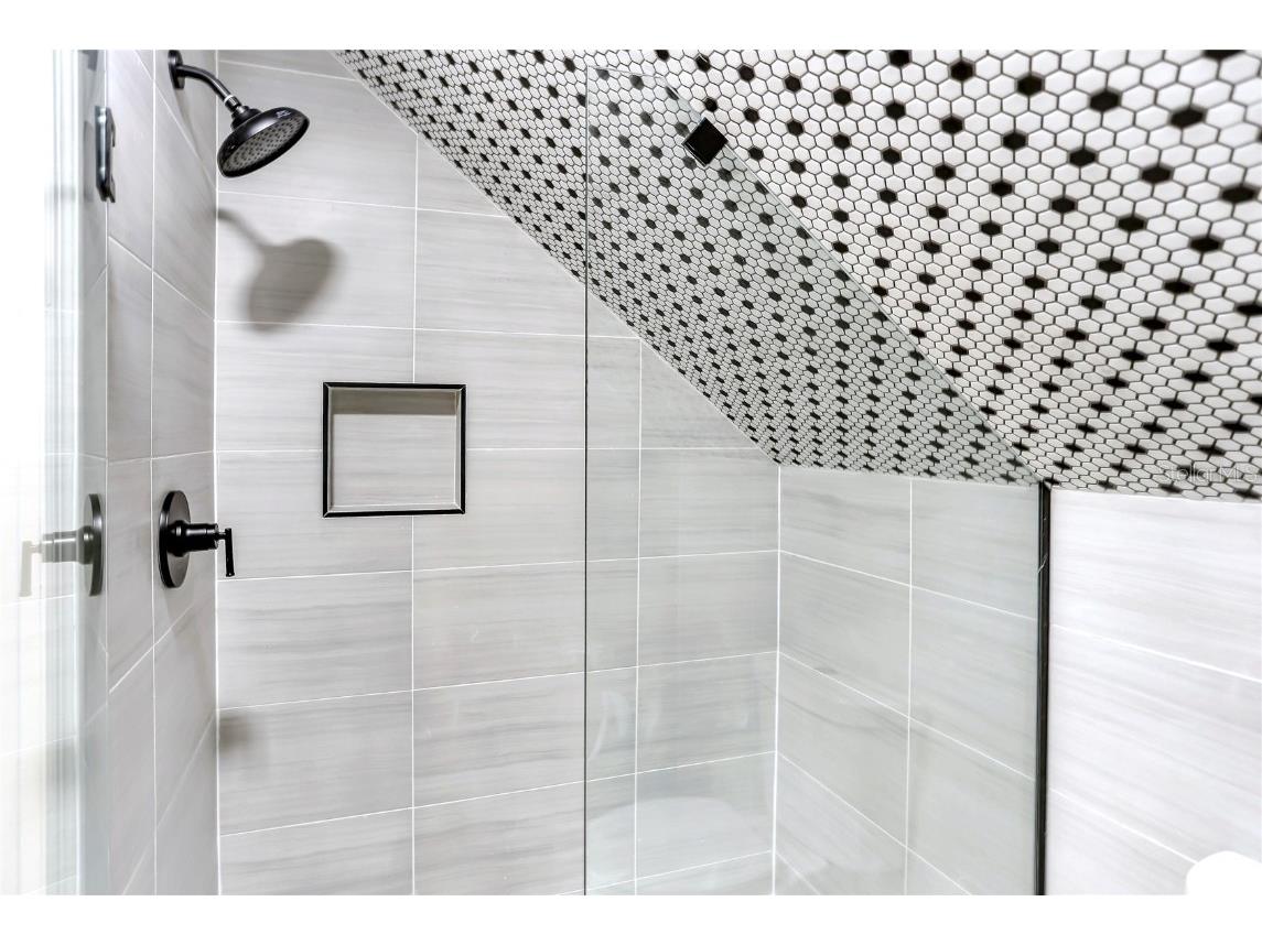 1920 Baxter Avenue Orlando FL 32806 O6349178 image28