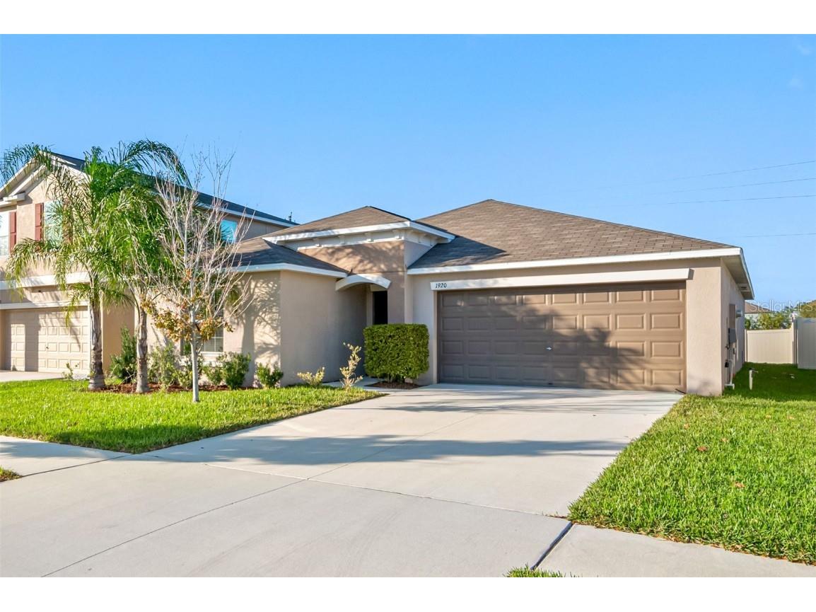 1920 Broad Winged Hawk Drive Ruskin FL 33570 U8188512 image1