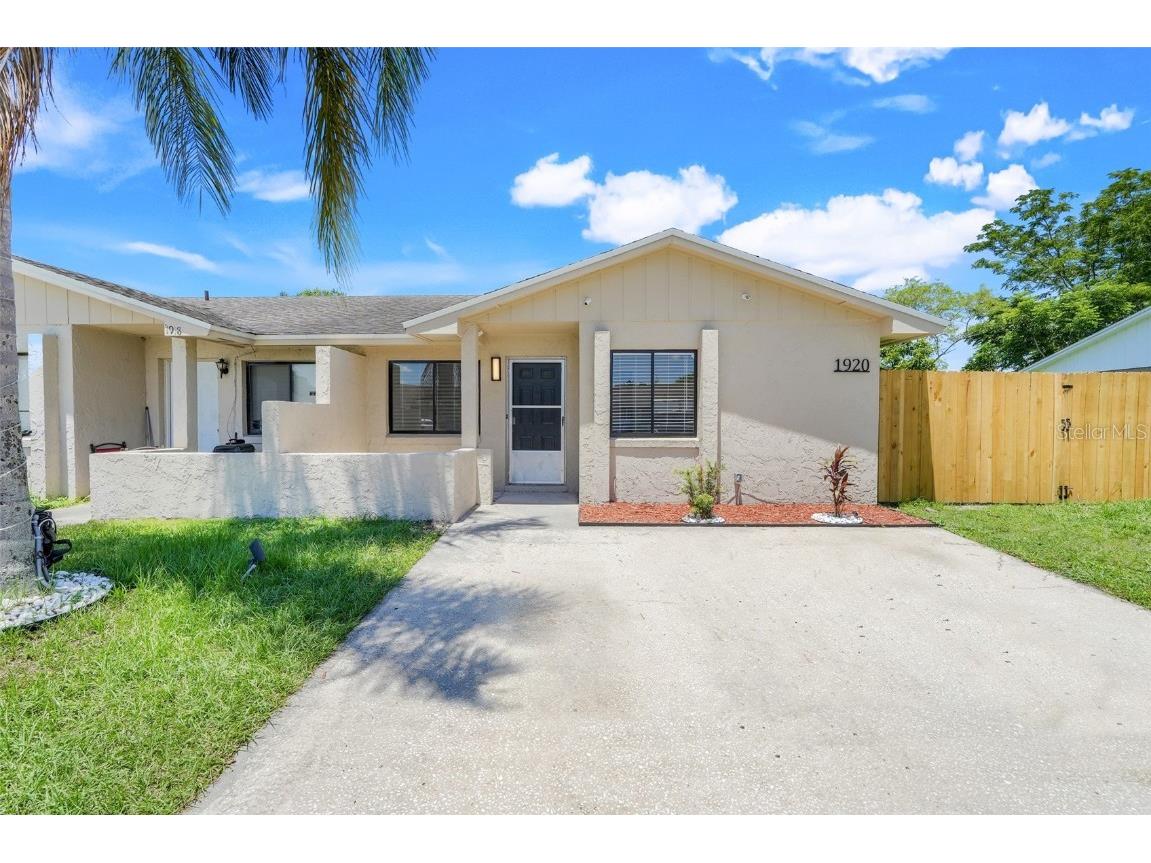 1920 Dardanelle Drive Orlando FL 32808 O6318922 image1