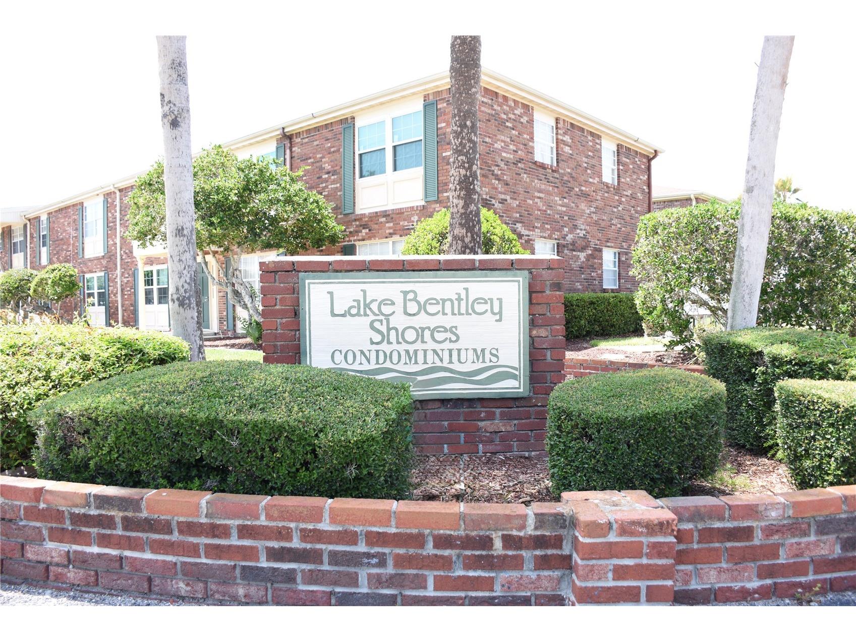 1920 E Edgewood Drive #A8 Lakeland FL 33803 - LAKE BENTLEY L4962532 image1