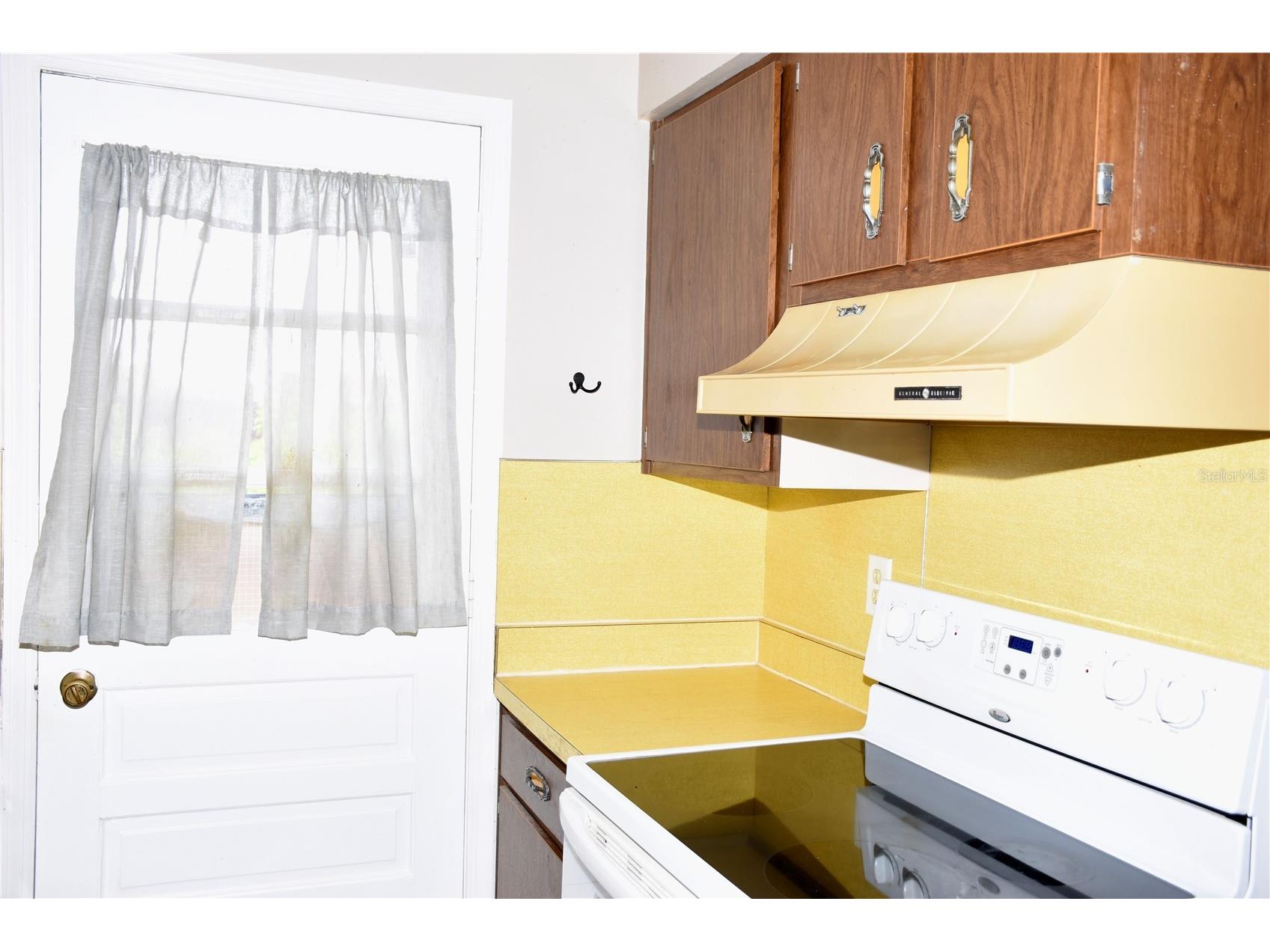 1920 E Edgewood Drive #A8 Lakeland FL 33803 - LAKE BENTLEY L4962532 image10