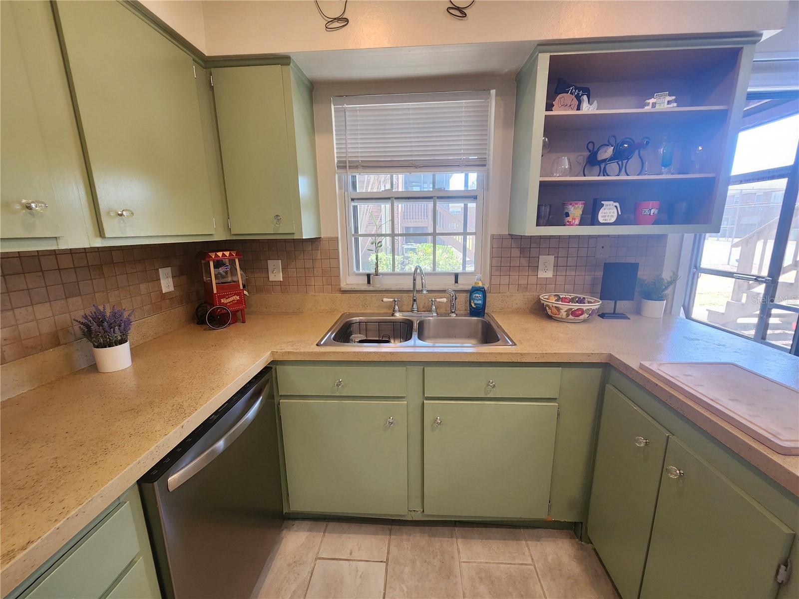 1920 E Edgewood Drive #D3 Lakeland FL 33803 TB8480615 image8