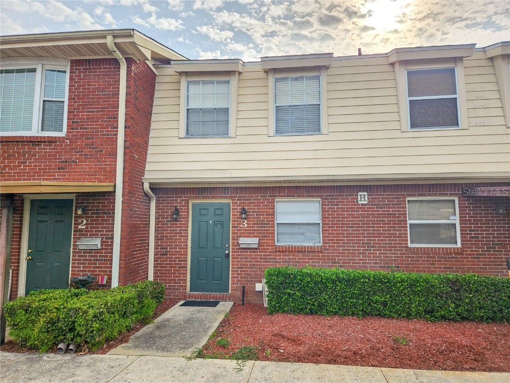 1920 E Edgewood Drive #H3 Lakeland FL 33803 - LAKE BENTLEY L4943440 image1