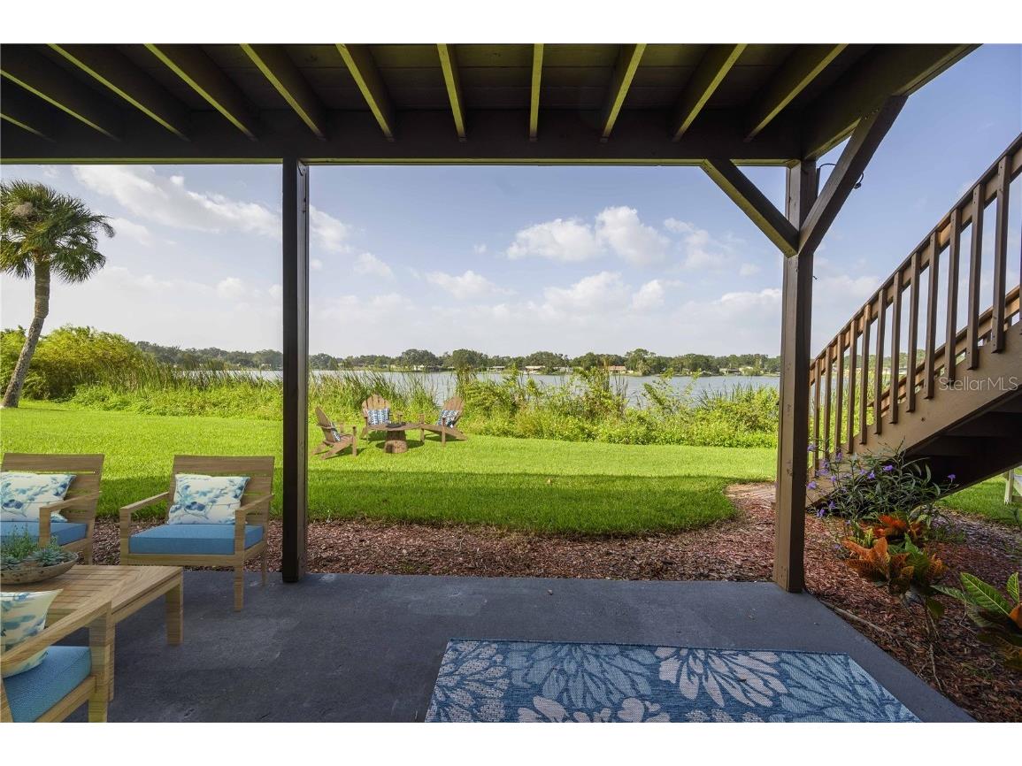 1920 E Edgewood Drive #J7 Lakeland FL 33803 - LAKE BENTLEY L4946301 image1