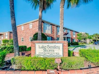 1920 E Edgewood Drive #J8 Lakeland FL 33803 TB8489532 image4